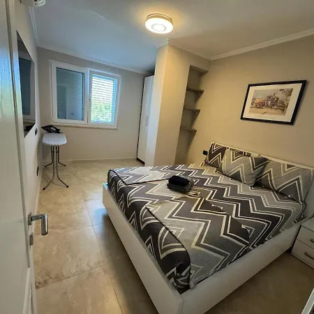 By The Sea Appartement Golem (Tirana)